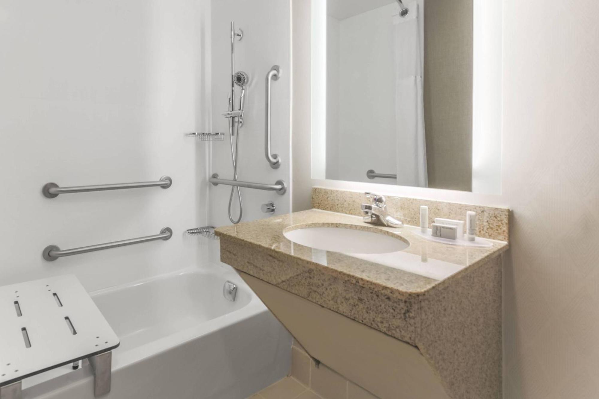 Springhill By Marriott Parmer/tech Ridge Hotel
